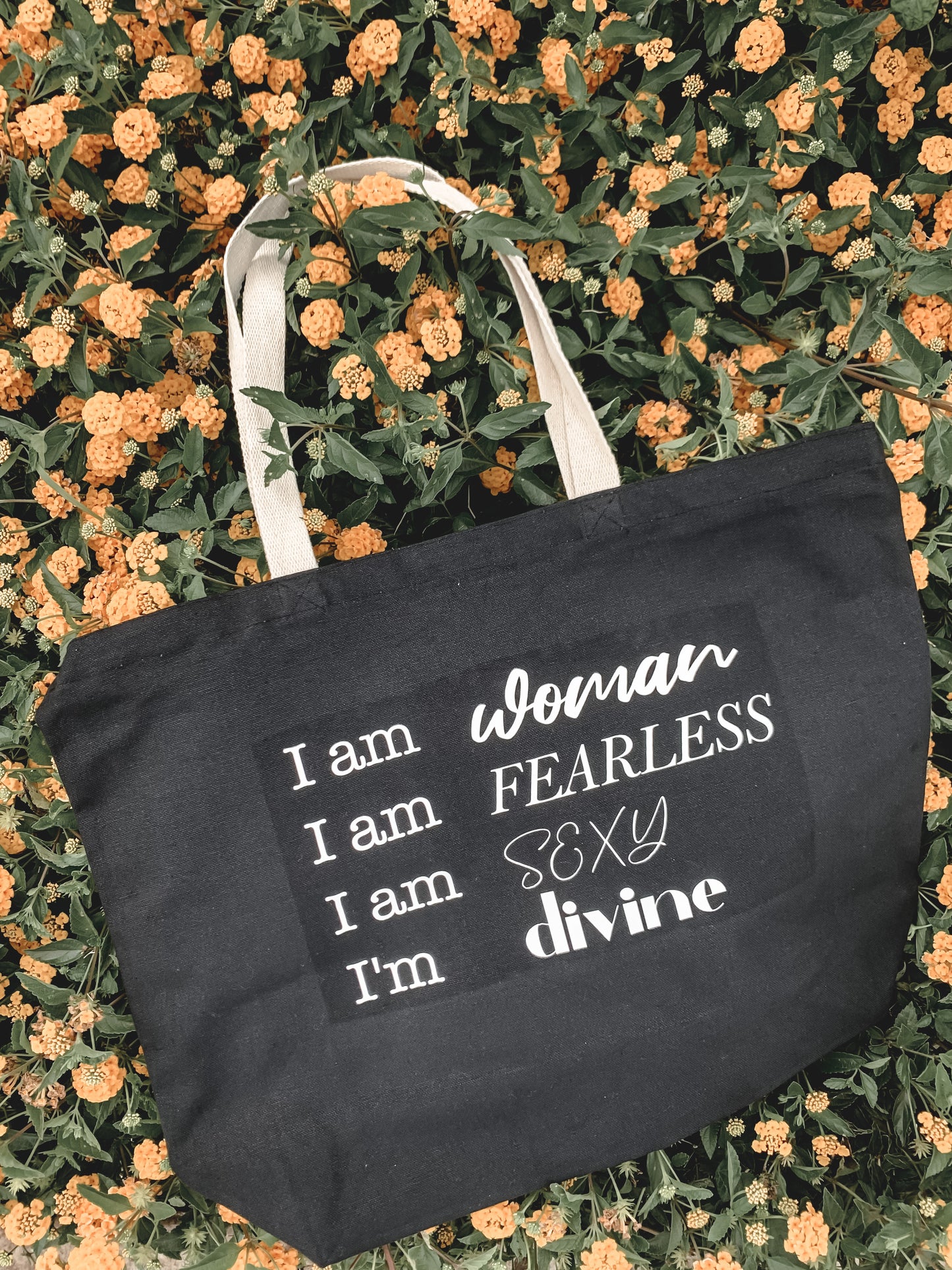 I am Woman tote bag