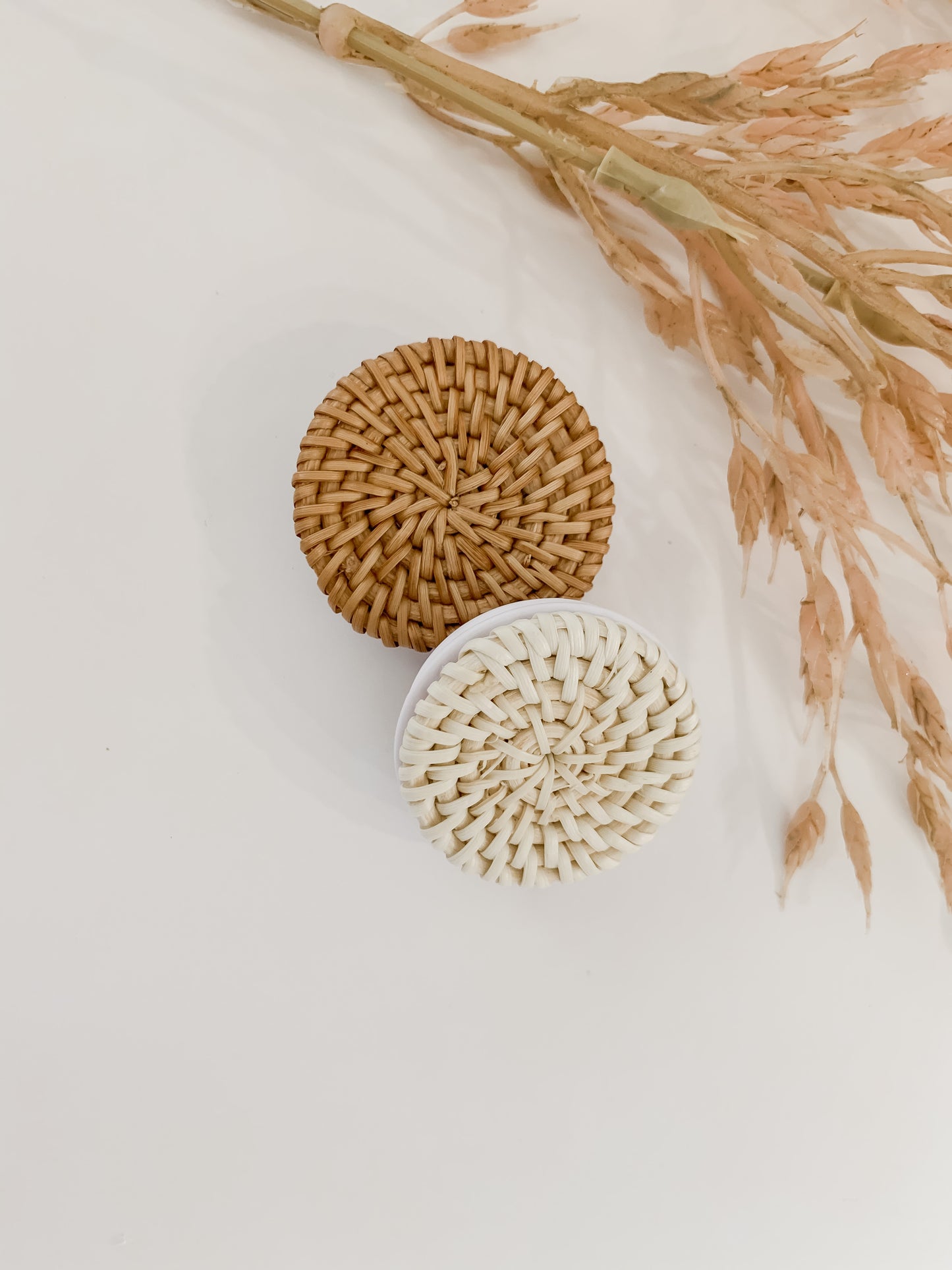 Rattan Pop Sockets